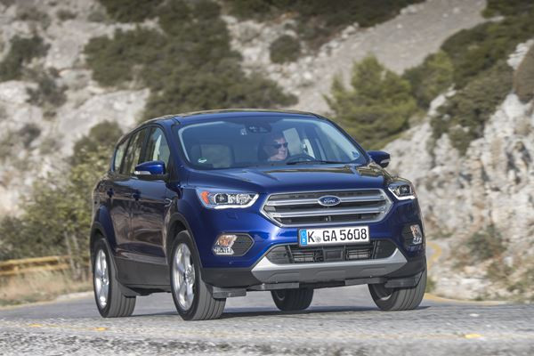 FORD Kuga 1.5 TDCi 120 S&S 4x2 ST-Line