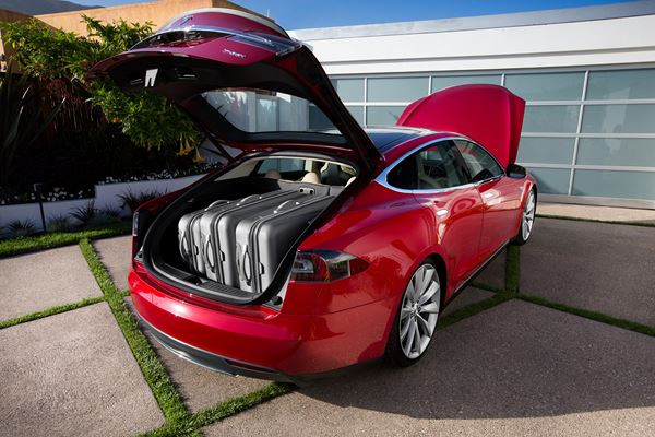 TESLA Model S Performance Ludicrous Dual Motor
