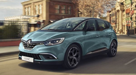 Monospaces Compacts : le Scenic devant le Touran, la Classe B et la Série 2 Active Tourer